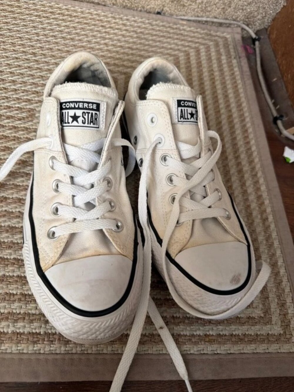 Converse Madison 557971F Women's US8 UK6 EU39 White Canvas Low Top Sneakers